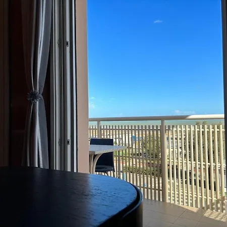 Summer Dream Aparthotel 3*